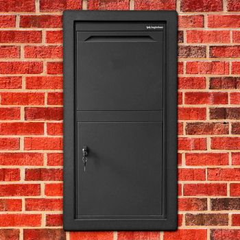 Frontbox-Einbau-Uni mit Paketbox Anthrazit – optimale Inbaumöglichkeit für mehr Komfort.